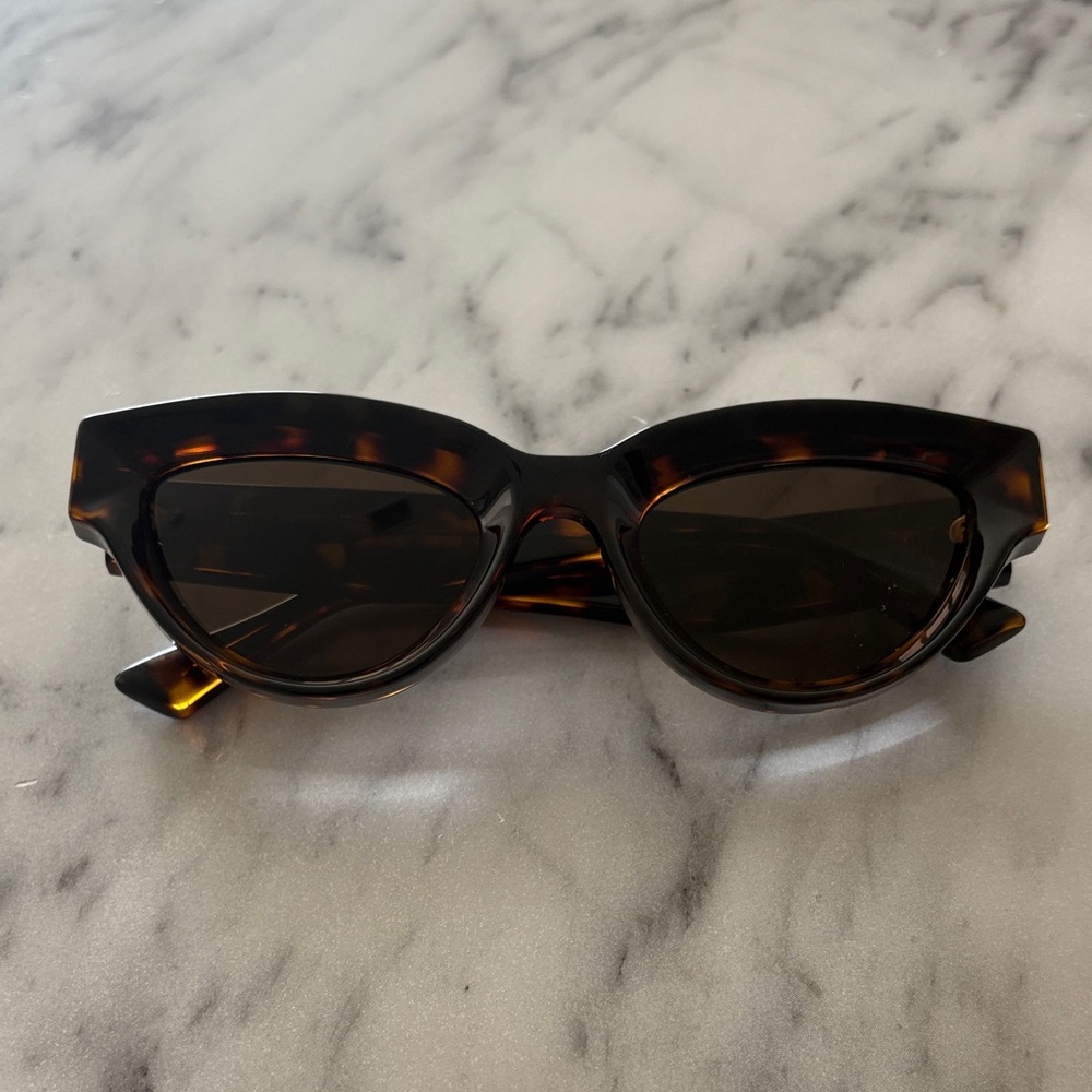Bottega Veneta Brown Cat-Eye Sunglasses